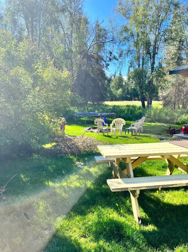 Building Photo - 32992 Johnsons Dr