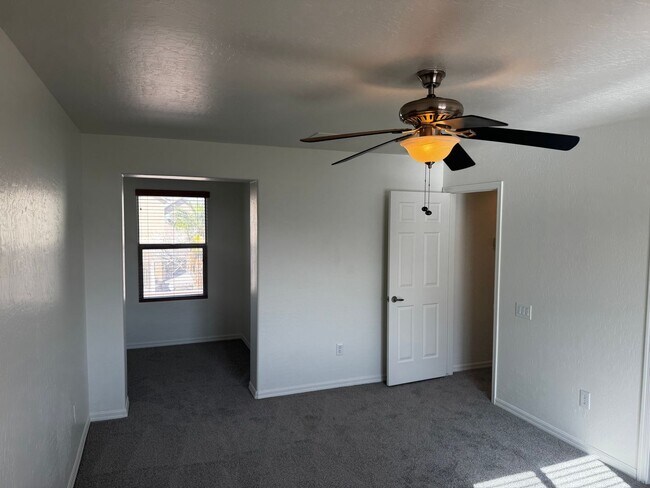 Building Photo - Aliante Home for Rent - 3 Bed, 2.5 Bath with 2 Car Garage