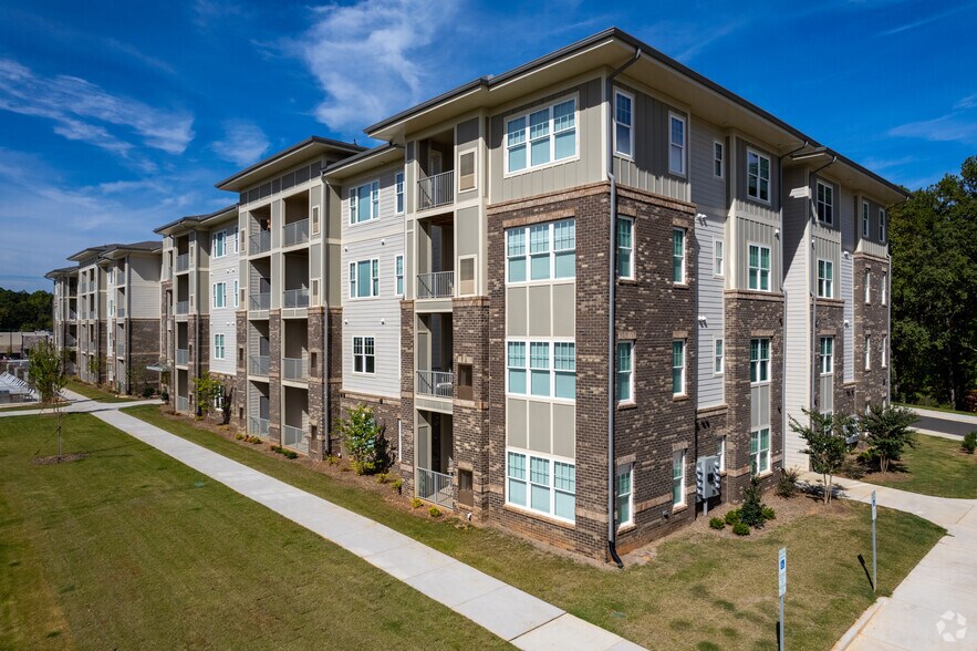 Reserve at Glen Laurel 20 Pine Hall Dr Clayton NC 27527 Apartment