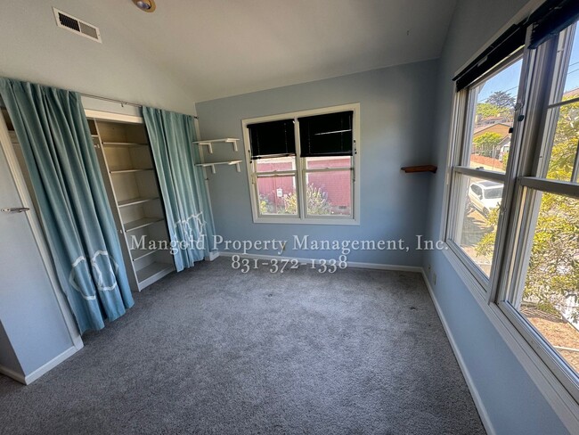 Building Photo - 4 Bedroom Ocean View Home with Private Balcony & Deck
