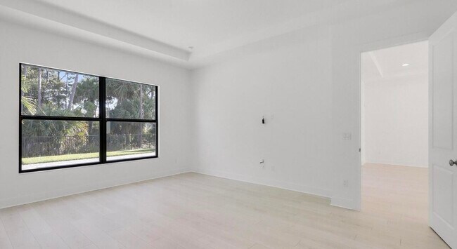 Building Photo - 13174 Artisan Cir