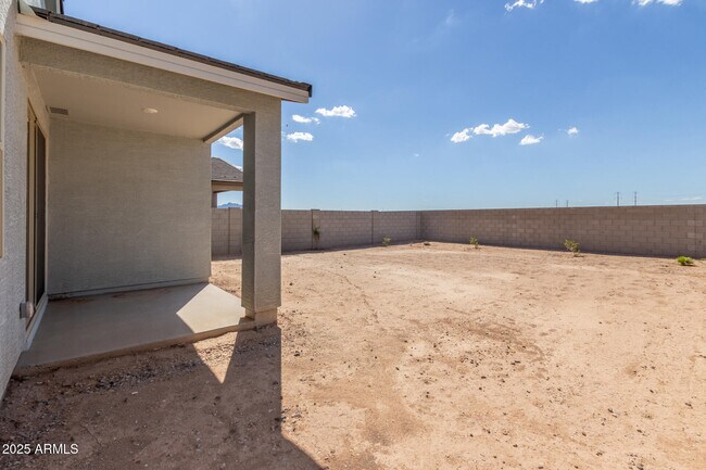 Building Photo - 3732 S 87th Dr