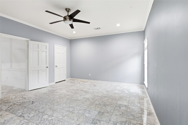 Building Photo - 11507 Del Monte Dr