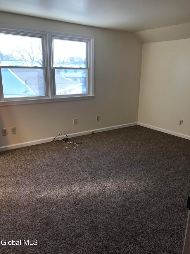 Building Photo - 34 Swayze Dr