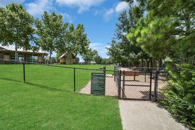 Building Photo - 16815 Violet Trace Ct