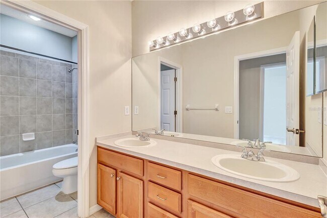 Building Photo - 14030 Waterville Cir