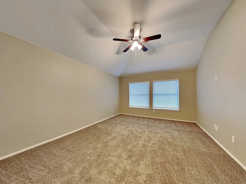 Building Photo - 503 Tumbleweed Dr