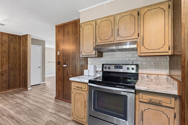 Building Photo - 3519 Goldfinch Drive