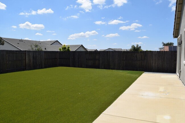 Building Photo - 2703 Coronado Ln