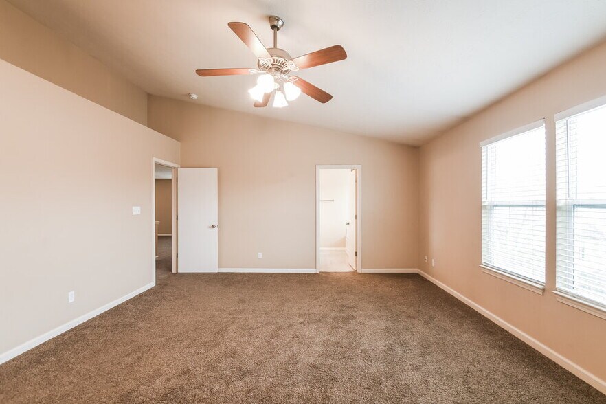 Building Photo - 14988 Lovely Dove Ln