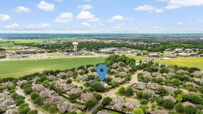 Building Photo - 821 High Willow Dr