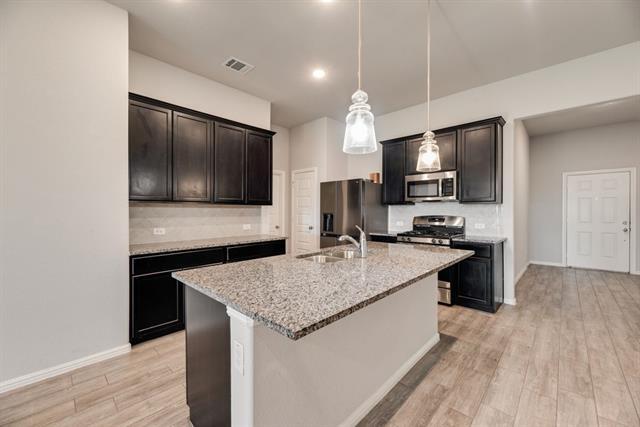 Building Photo - 14216 Aberavon Dr