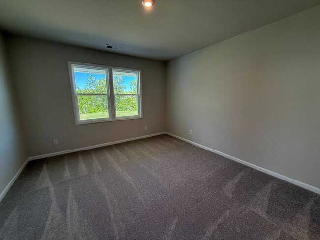 Building Photo - 749 Count Fleet Ct