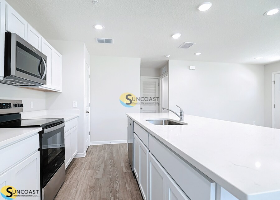 Building Photo - 3821 SW 43rd Ct