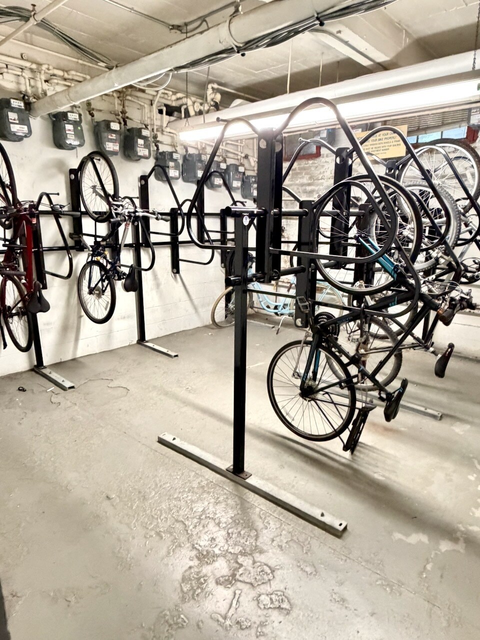 Building Photo - 116 Riverway