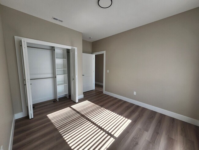 Building Photo - 2112 Lentz Rd