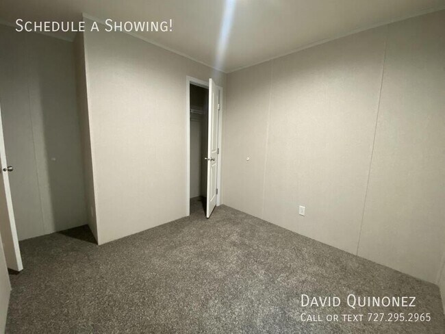 Building Photo - 209 Monterey Dr