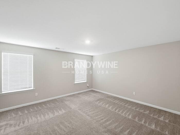 Building Photo - 680 Friesland Dr