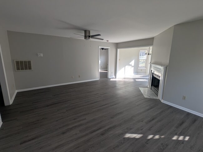 Building Photo - 5828 Amity Springs Dr