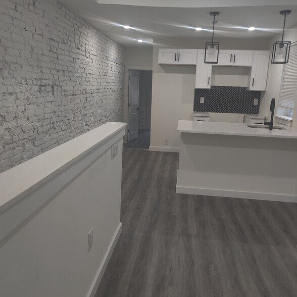 Building Photo - 2546 N 11th St