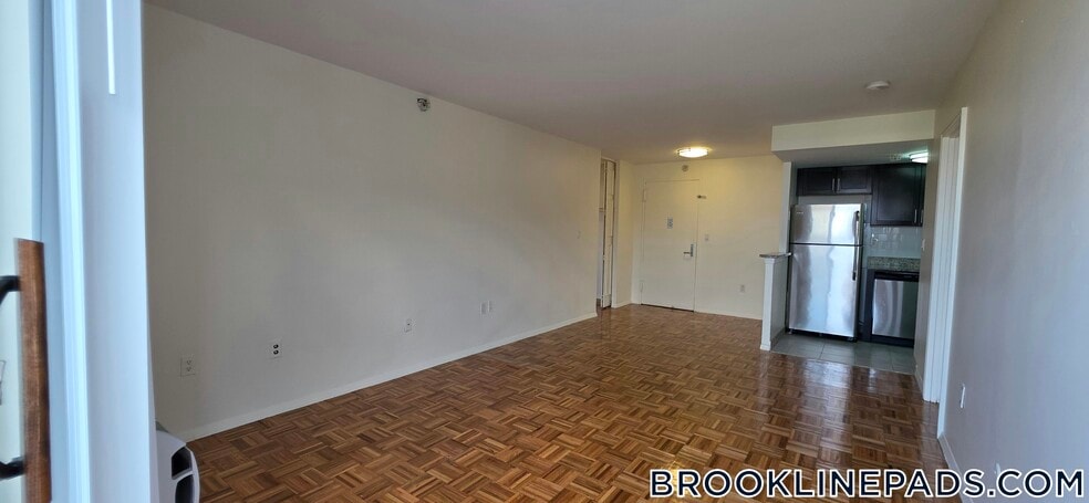 Building Photo - 175 Freeman St