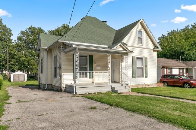 Building Photo - 732 S Main Ave