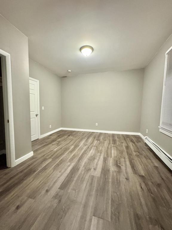 Building Photo - 38 Nichols St