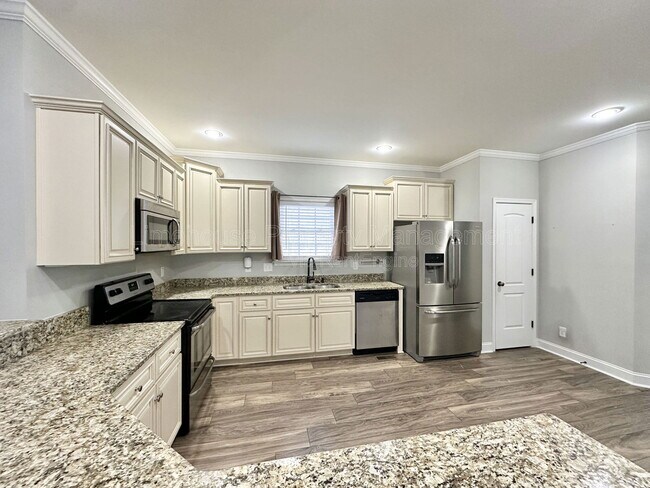 Building Photo - 3121 Deans Ct