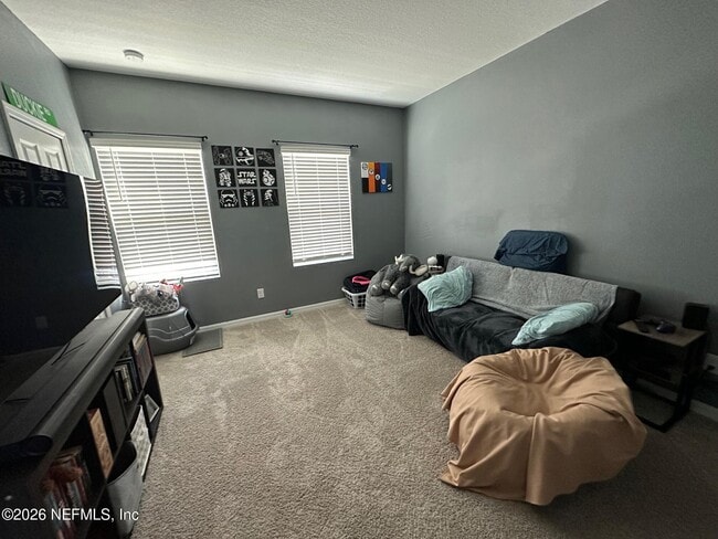 Building Photo - 233 Annies Pl