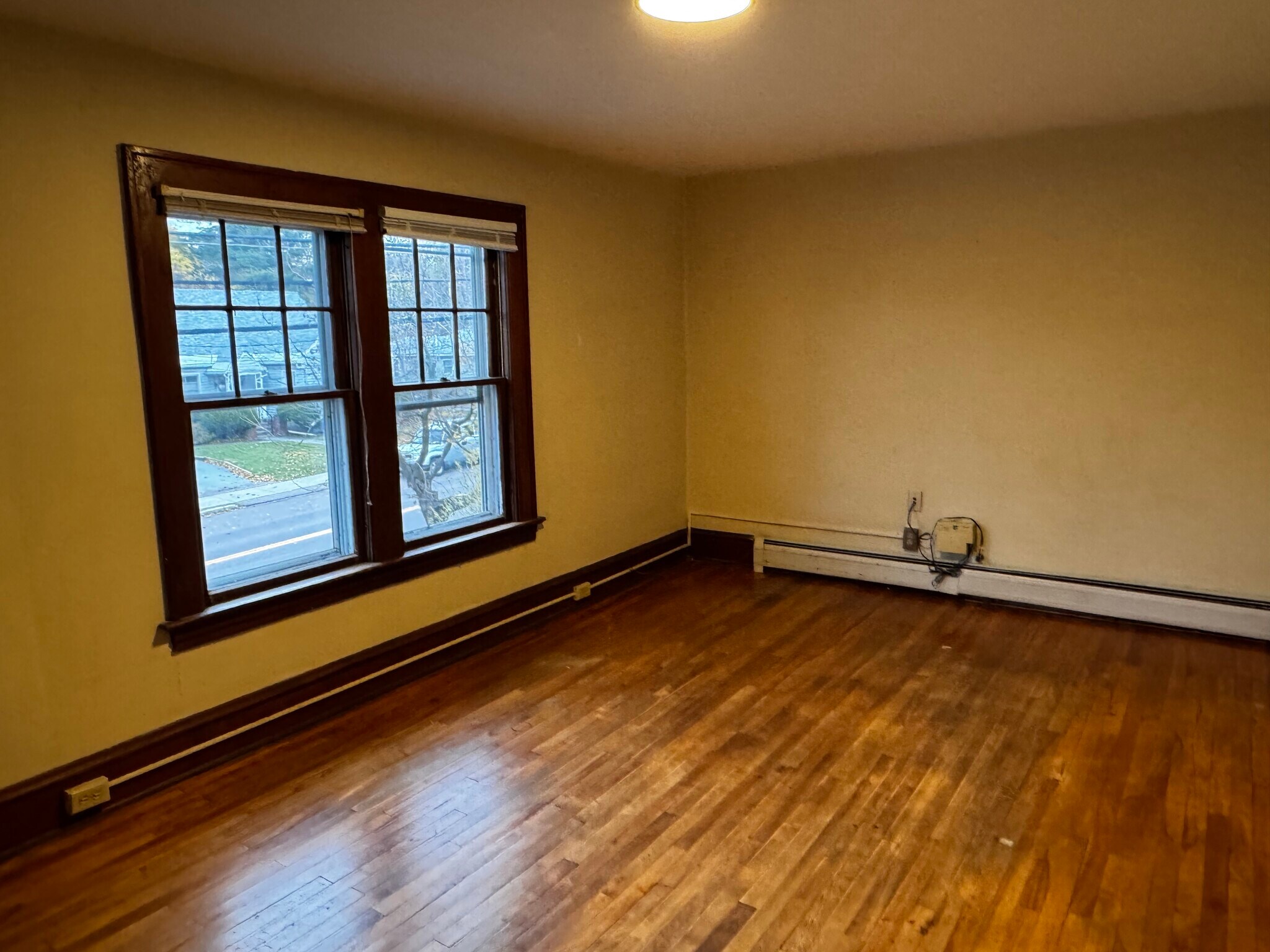 Building Photo - 365 Flynn Ave