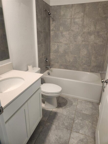 Building Photo - 202 Brave Rd