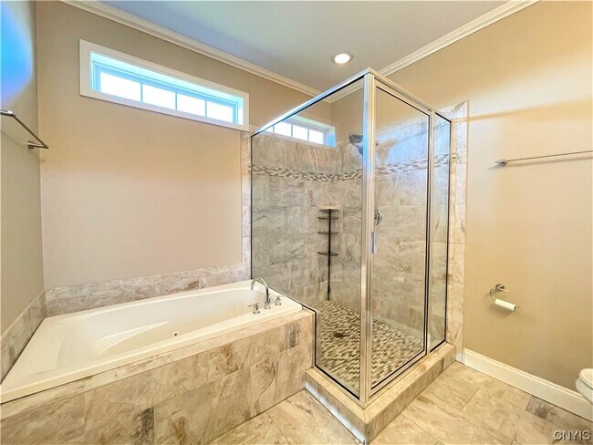 Building Photo - 5983 Paradise Cir