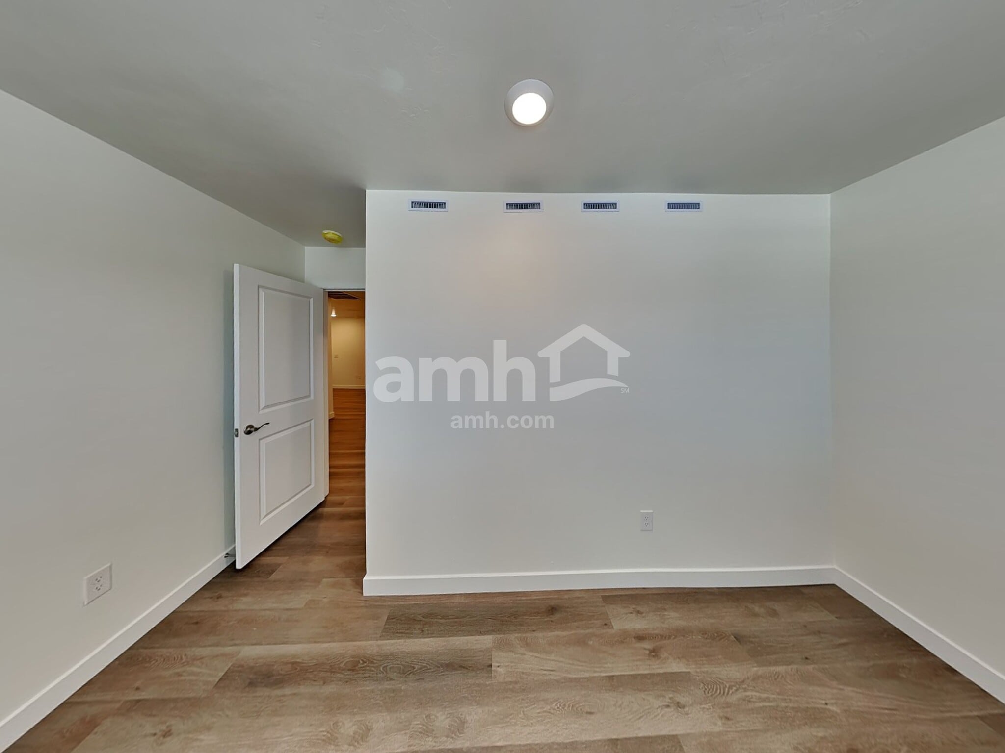 Building Photo - 6542 E Paseo Baranda