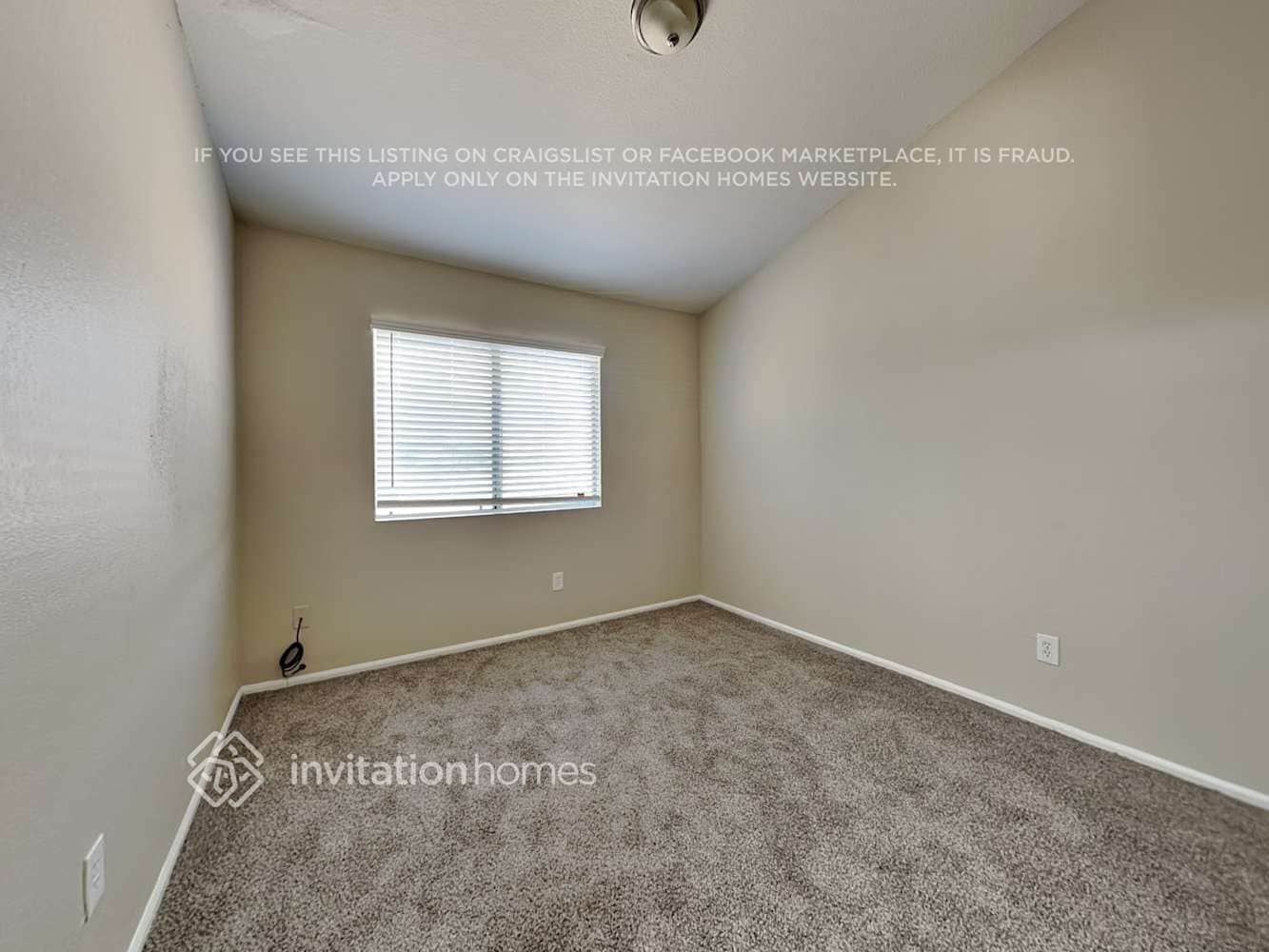 Building Photo - 6748 W Cinnabar Ave