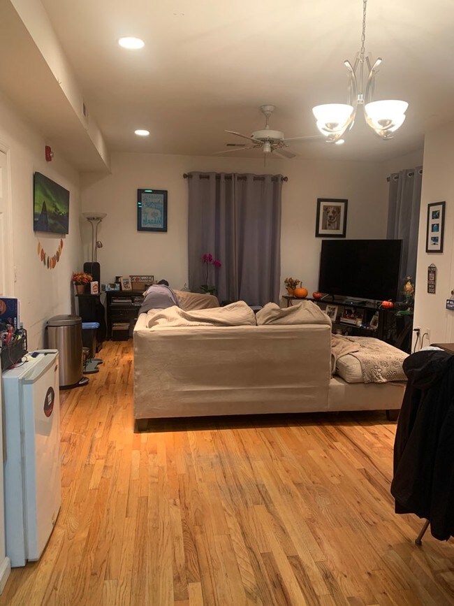 18 Wallace St 18 Wallace St Red Bank NJ 07701 Apartment Finder