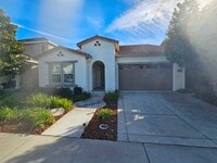 Building Photo - 2706 Chuckwagon Ln
