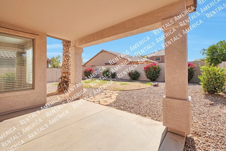 Building Photo - 27 W Mill Reef Dr