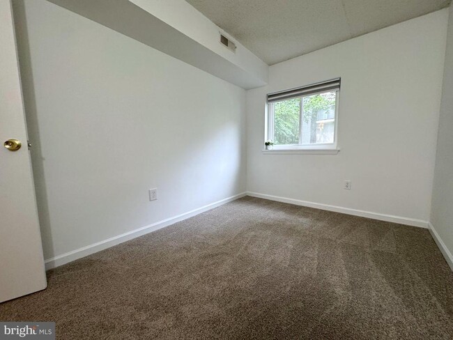 Building Photo - 11739 Ledura Ct