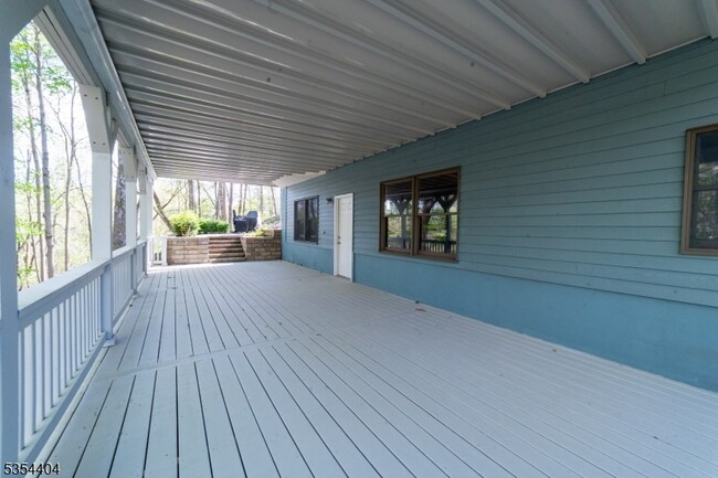 Building Photo - 16 Sherman Pl