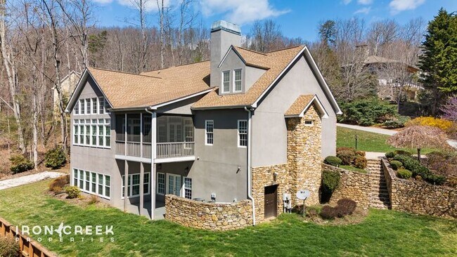 Building Photo - 1904 Bearberry Ln