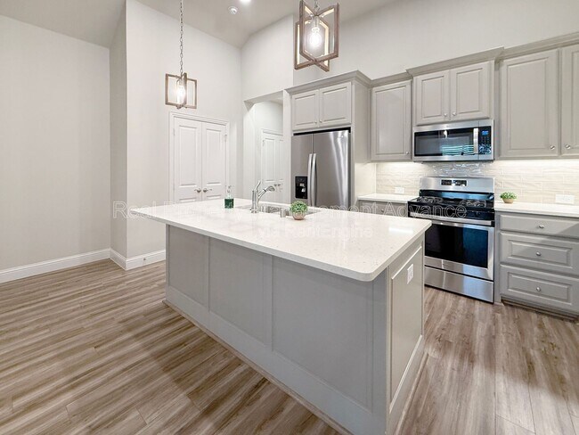 Building Photo - 3750 Dalea Dr