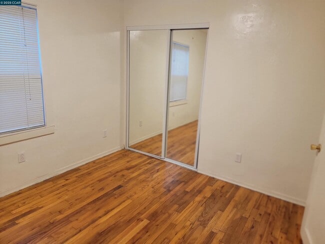 Building Photo - 2717 21st St