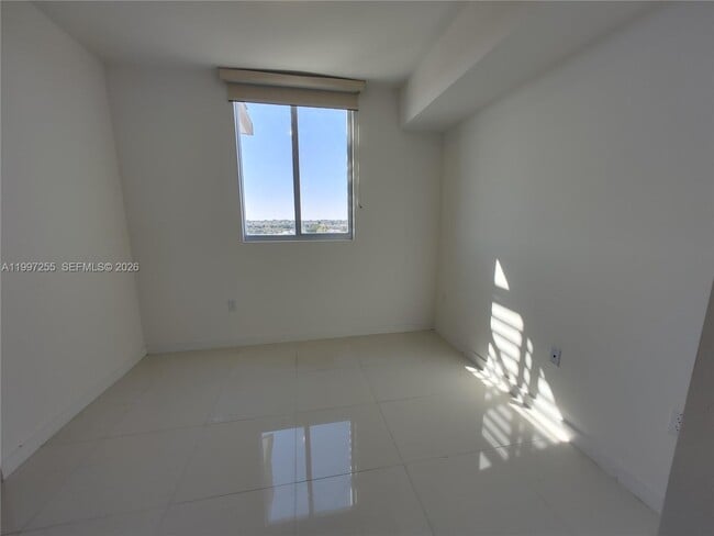 Building Photo - 7661 NW 107th Ave