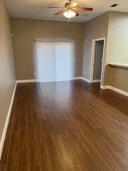 Building Photo - 6076 Maggies Cir, Unit 105