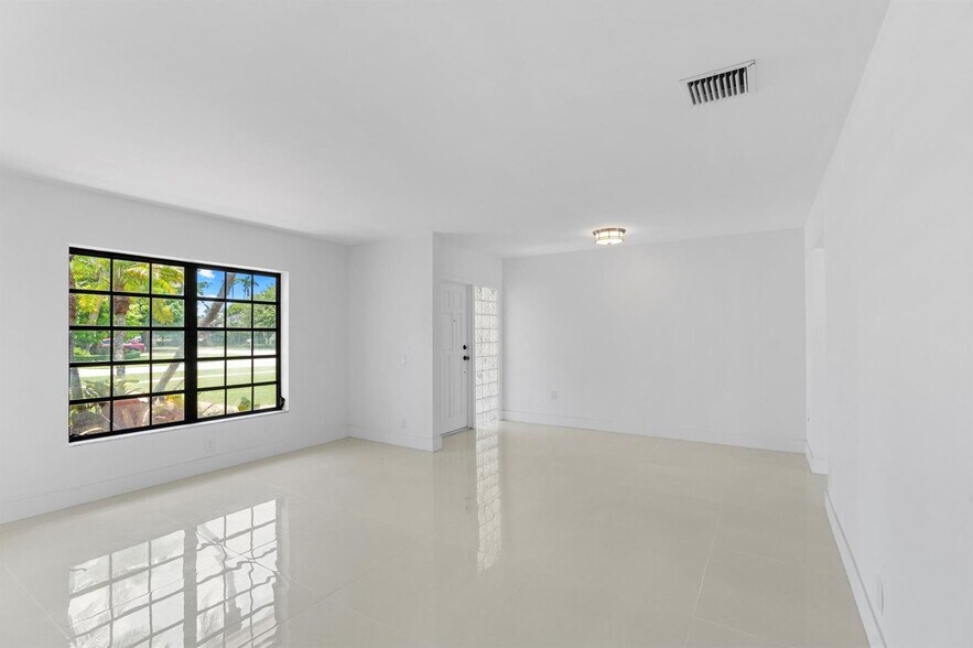 Building Photo - 8355 SW 82nd Ter