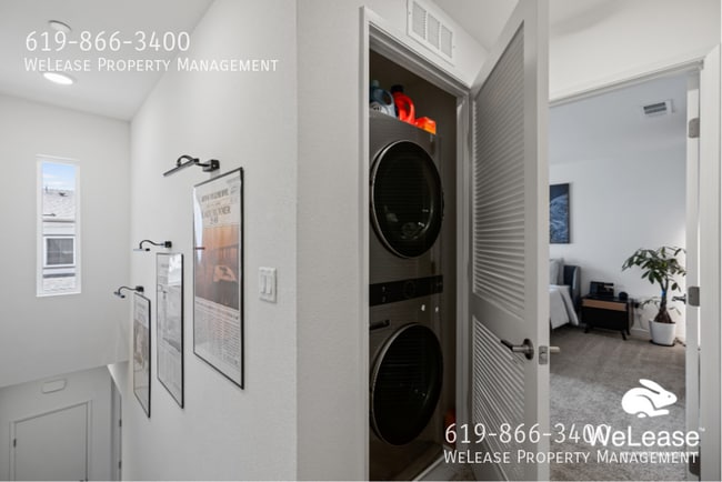 Building Photo - 35152 Grove Trl