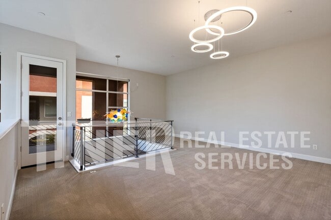 Building Photo - 785 Alloy Ct