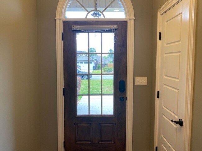 Building Photo - Elegant 4BD/2BA Home in the Charming Laurel Brooke Neighborhood, Valdosta, GA!