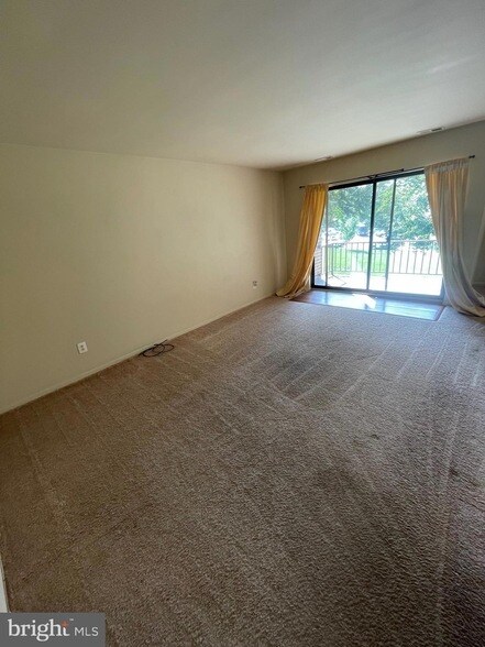 Building Photo - 6021 Majors Ln