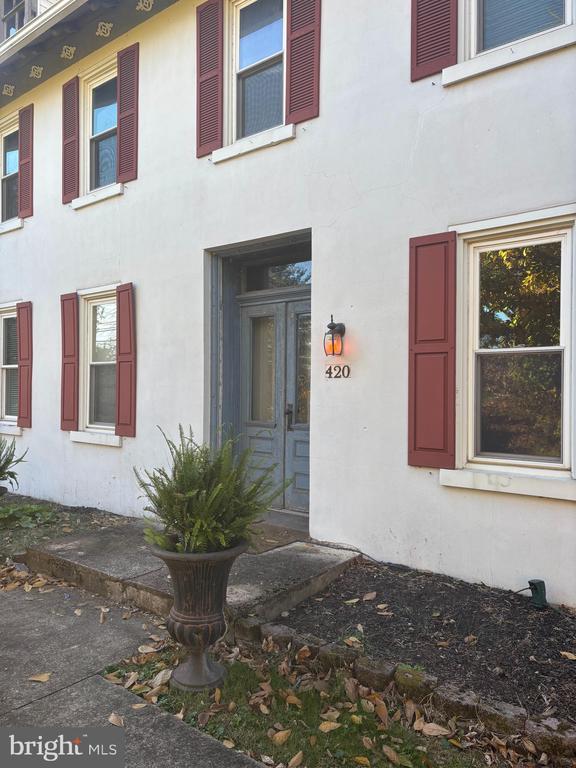 Building Photo - 420 Old Swede Rd